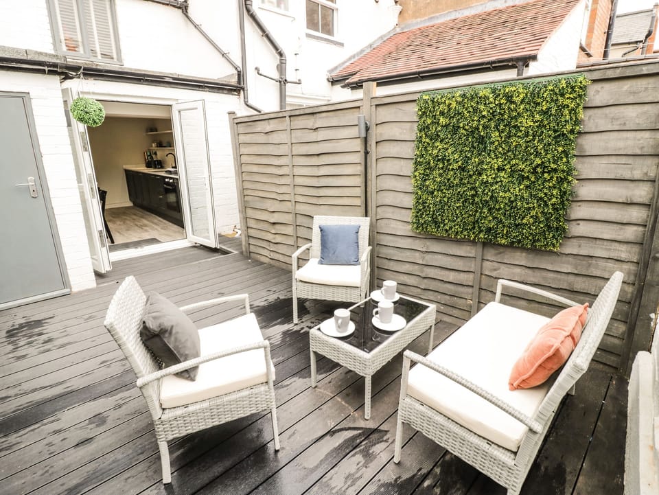 Cottage | Interior