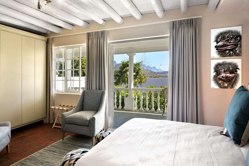 Standard Double Room, 1 Queen Bed, Non Smoking | Premium bedding, Tempur-Pedic beds, in-room safe, individually decorated