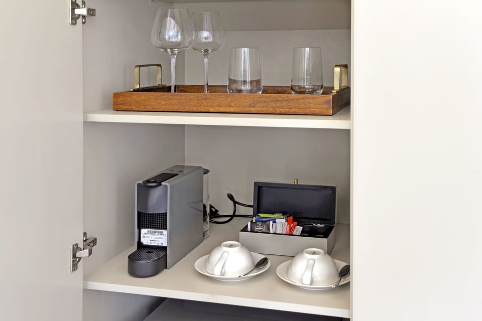 Superior Double Room | Coffee and/or coffee maker