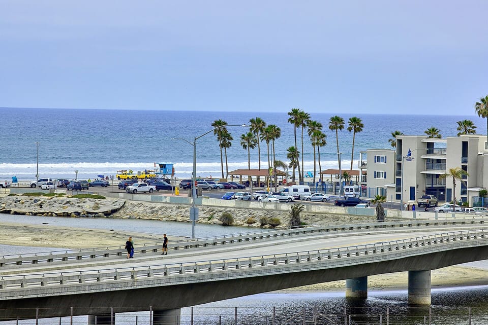 Walk bike path to the Beach - Harbor, marina