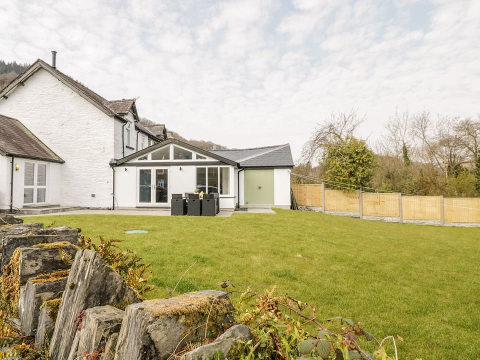 Cottage | Exterior