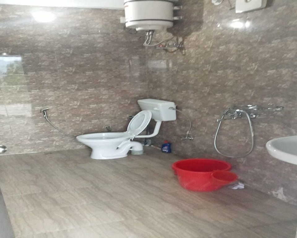 Deluxe Room | Bathroom