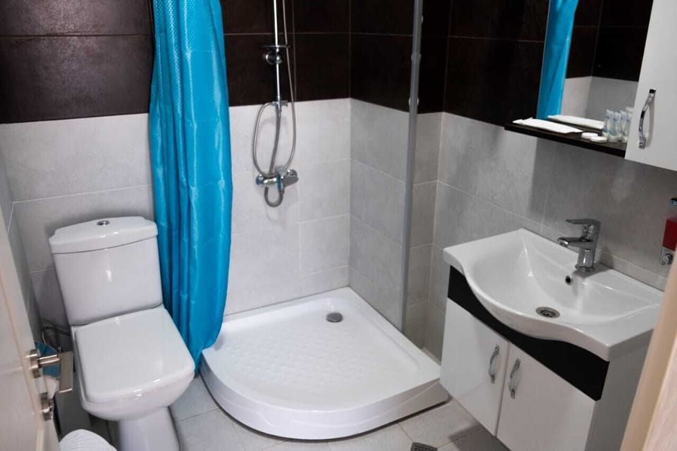 Standard Room | Bathroom | Slippers