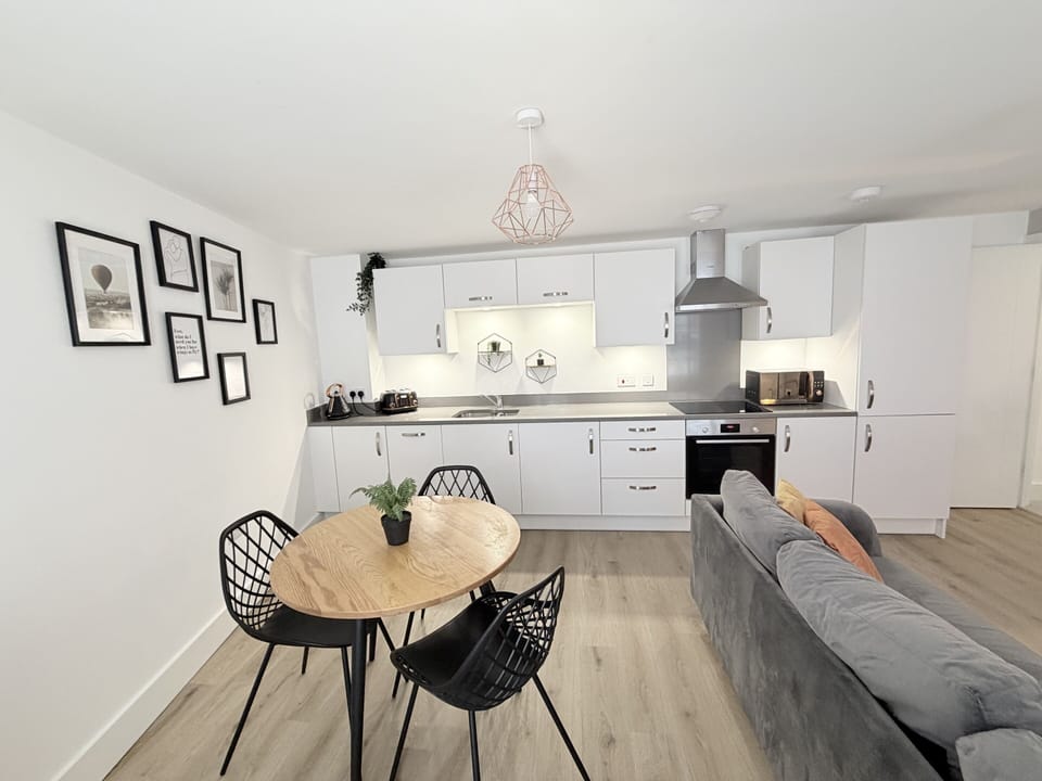 Comfort Apartment, Private Bathroom, Courtyard View | Shared kitchen