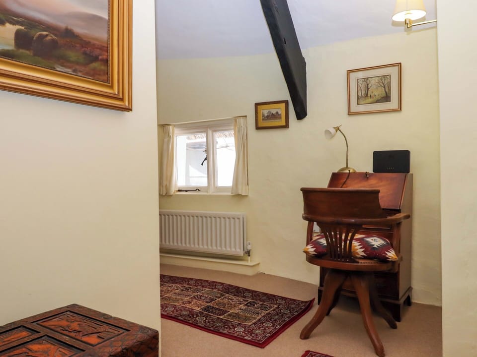 Cottage | Interior
