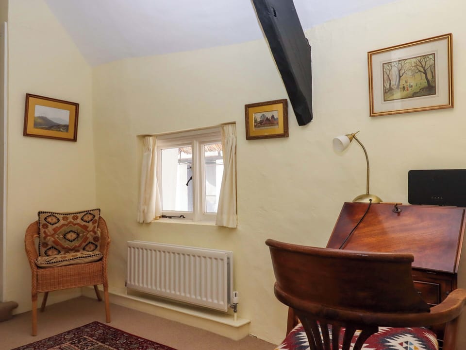 Cottage | Interior