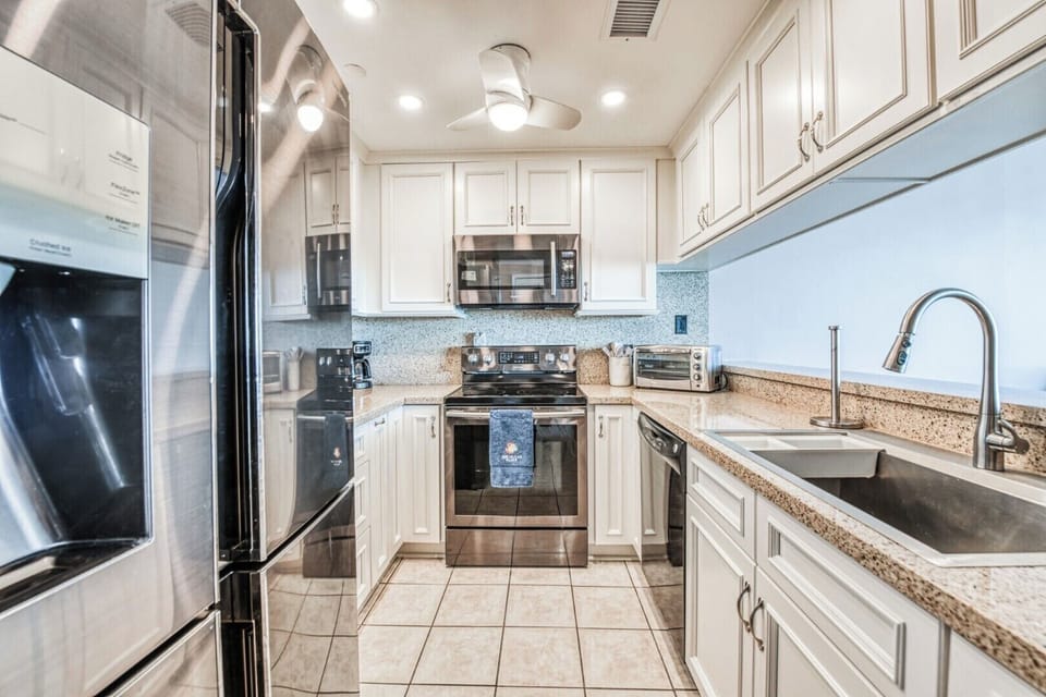 One Ocean Place 1207