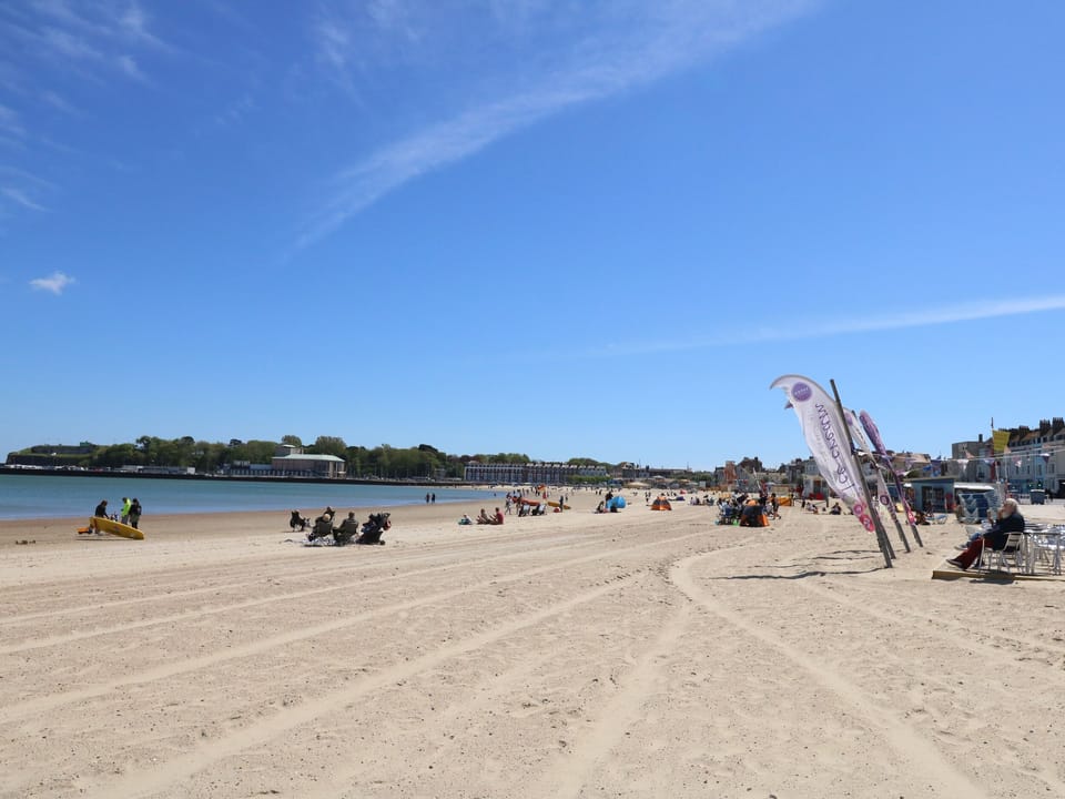 Bliss On The Bay Apartment in Weymouth