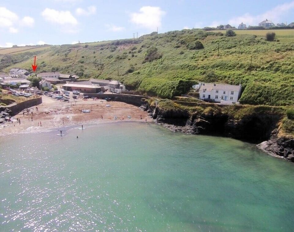 Cottage | Aerial view