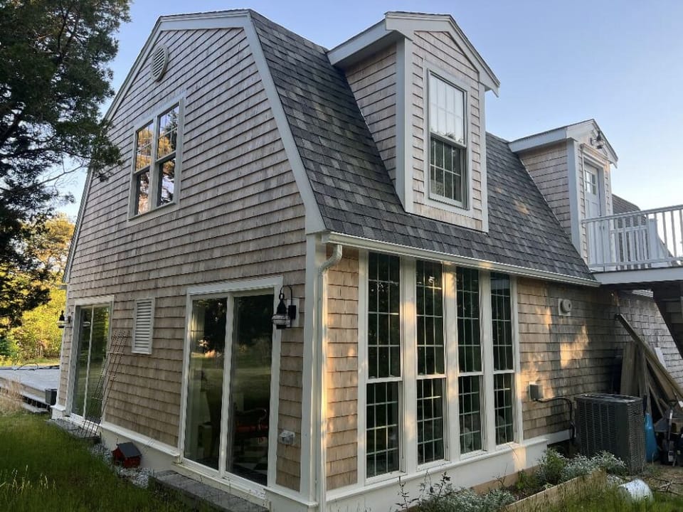 Outside view of the gable apartment entrance