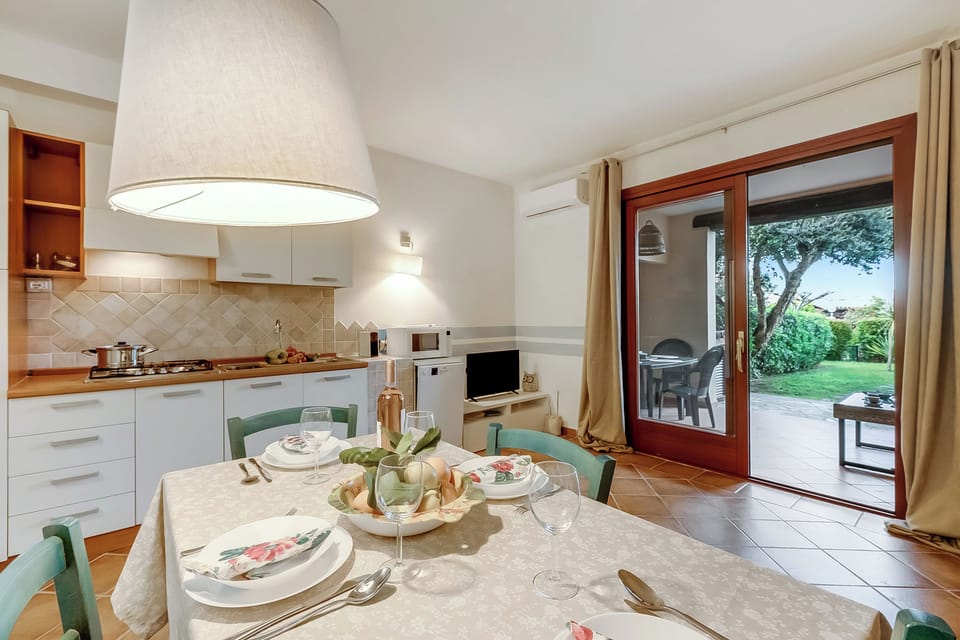 Living and dining room