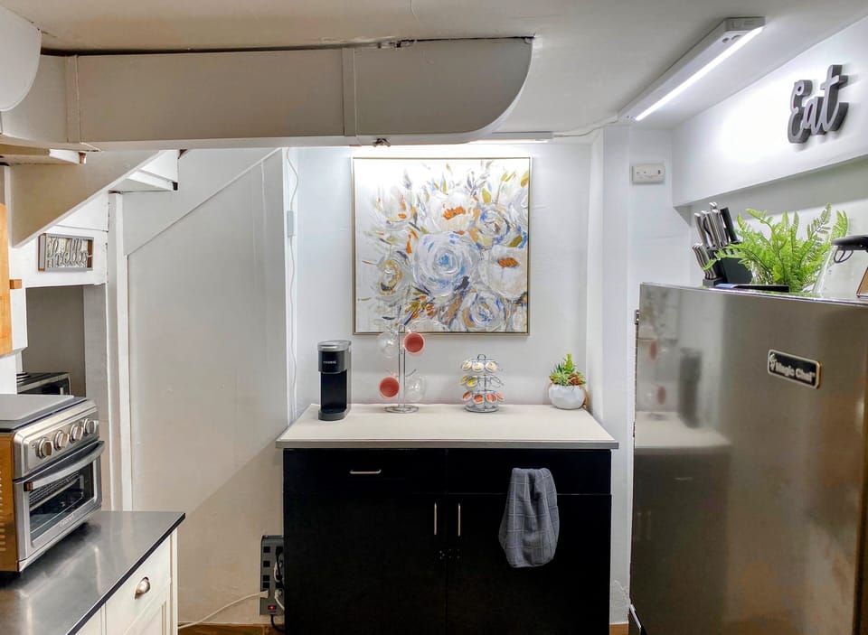 Kitchenette with refrigerator