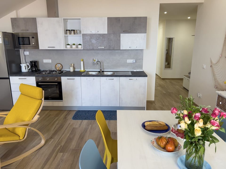 Kitchen, Living Room