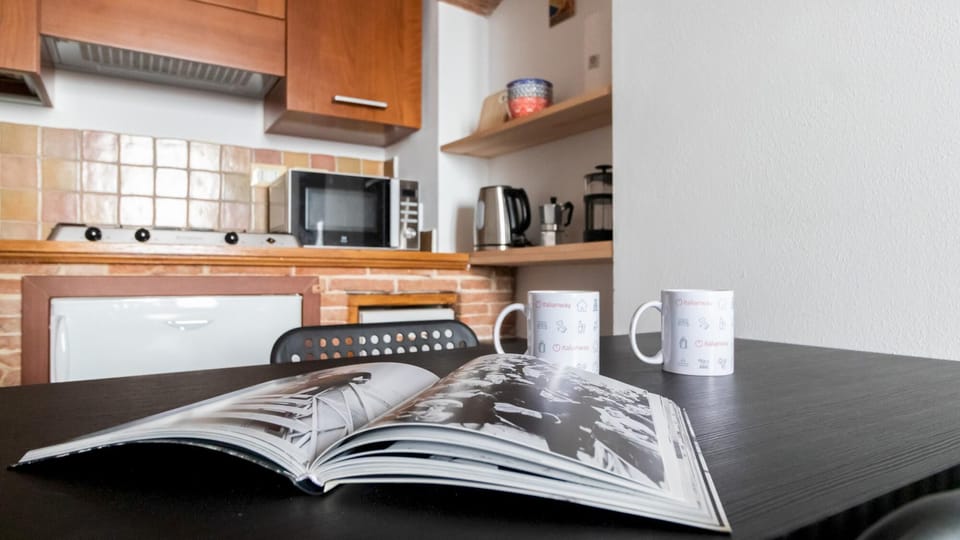 House | Iron/ironing board