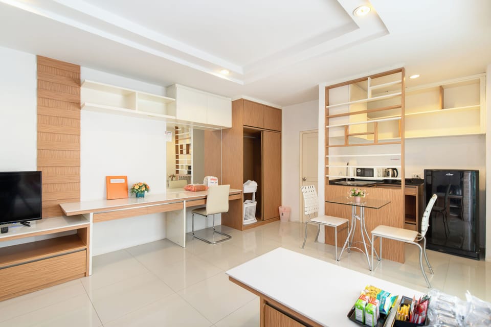 Family Quadruple Room, 2 Bedrooms | Free WiFi, bed sheets