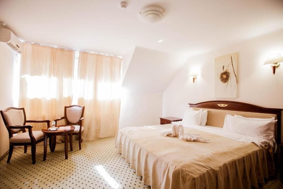 Basic Room | Free WiFi, bed sheets