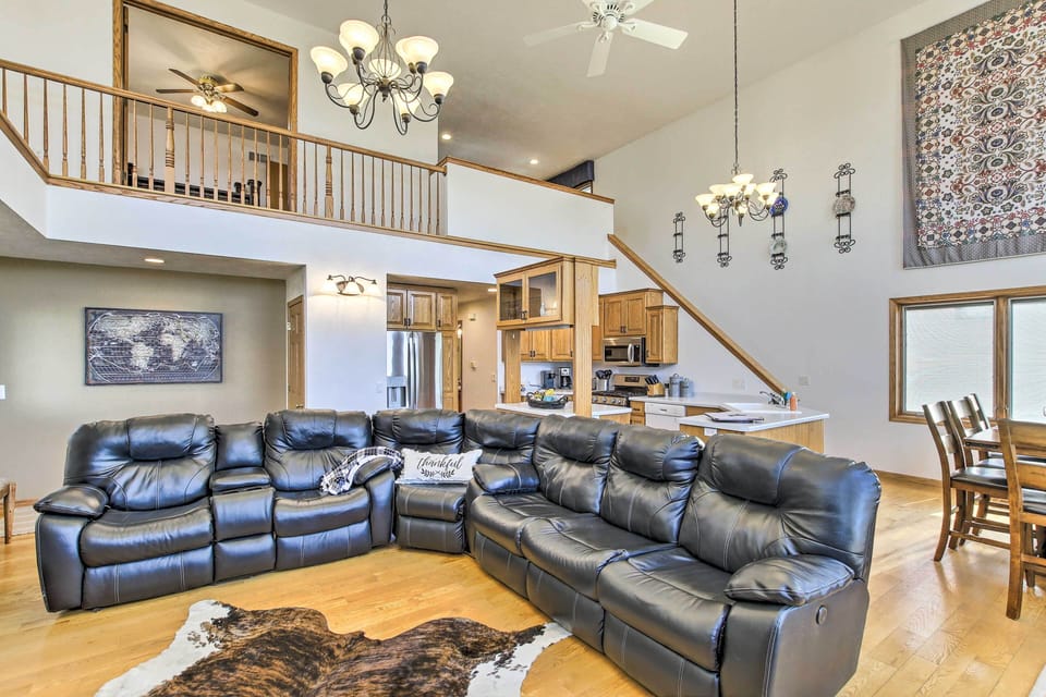 Living Room | Central A/C & Heating