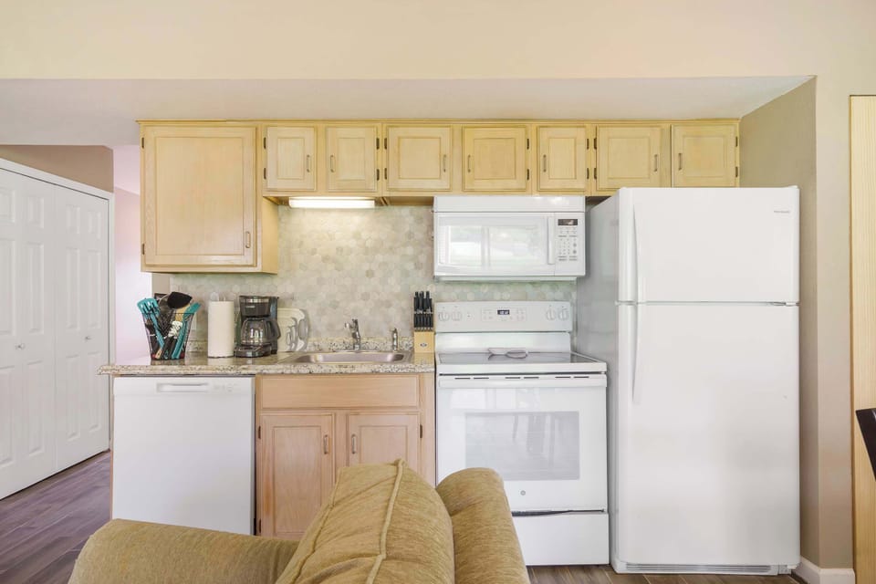 Condo, 1 King Bed, Patio, Garden View (Abby Lane Leisure Time) | Private kitchen | Coffee/tea maker