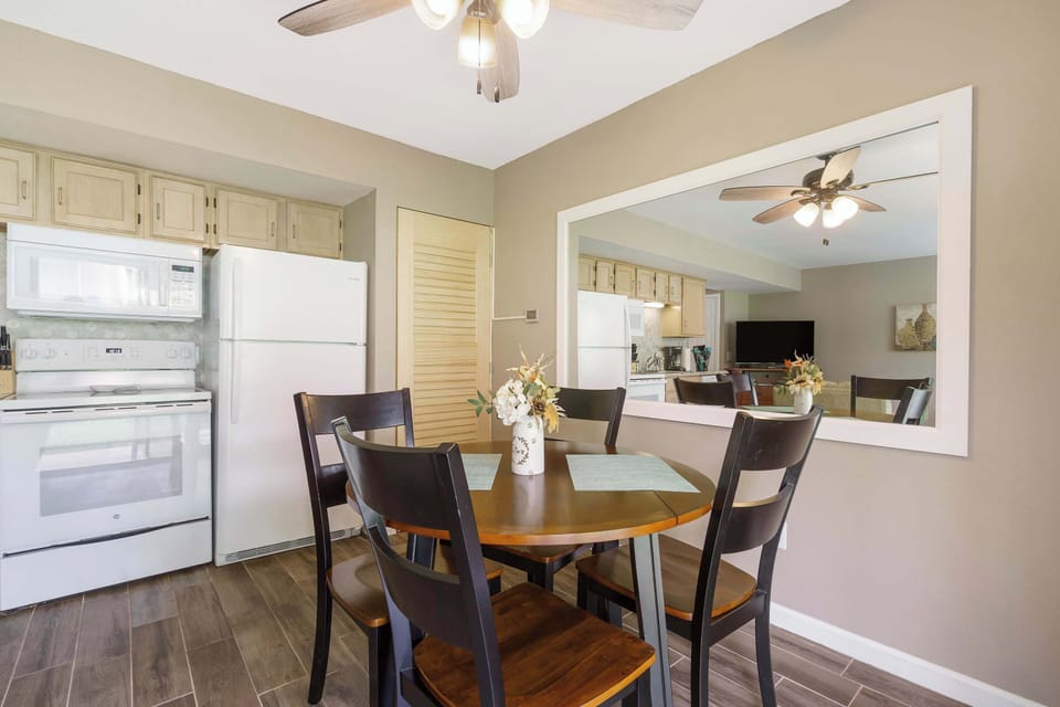Condo, 1 King Bed, Patio, Garden View (Abby Lane Leisure Time) | Private kitchen | Coffee/tea maker