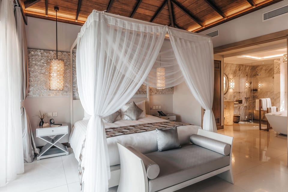 Pearl Suite Villa | Pillowtop beds, minibar, in-room safe, desk