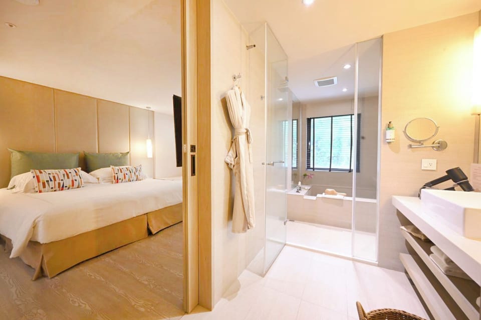 Separate tub and shower, deep soaking tub, hair dryer, bathrobes