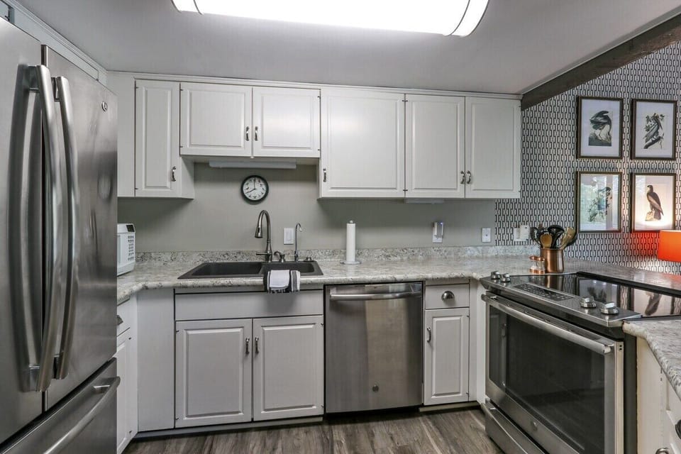 Fully equipped kitchen