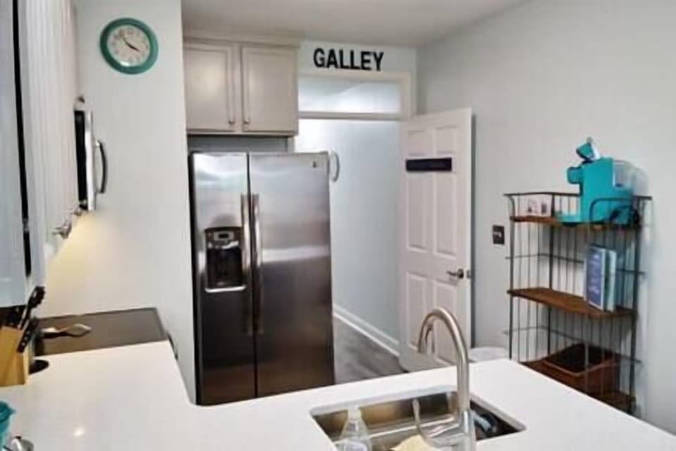 Kitchen (1)