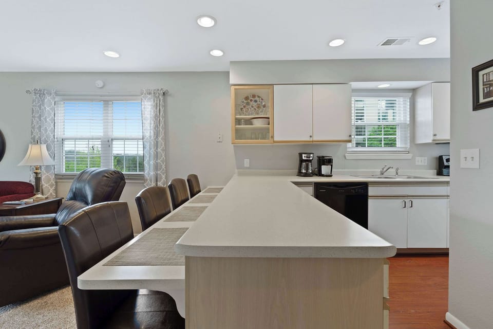 Condo, Multiple Beds, Kitchen, Garden View (Valley View Retreat) | Private kitchen | Coffee/tea maker