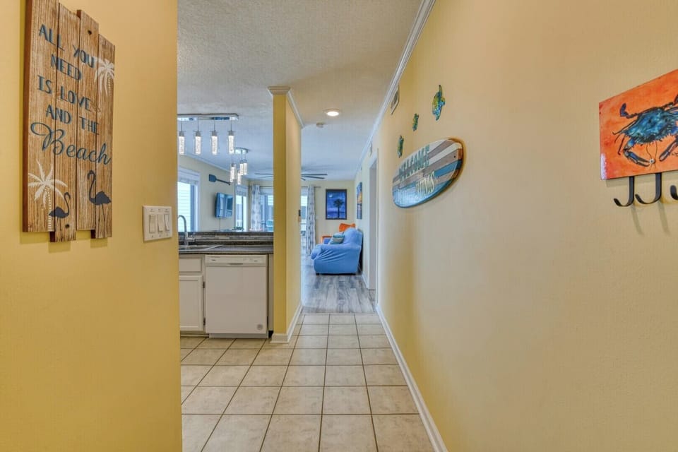 Sea Oaks 111