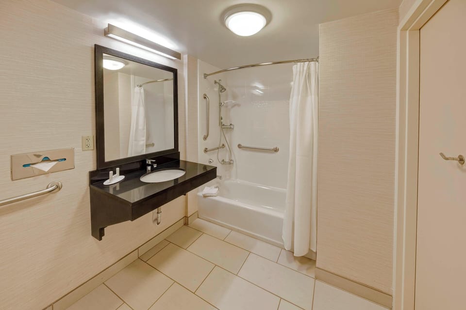 Free toiletries, hair dryer, towels