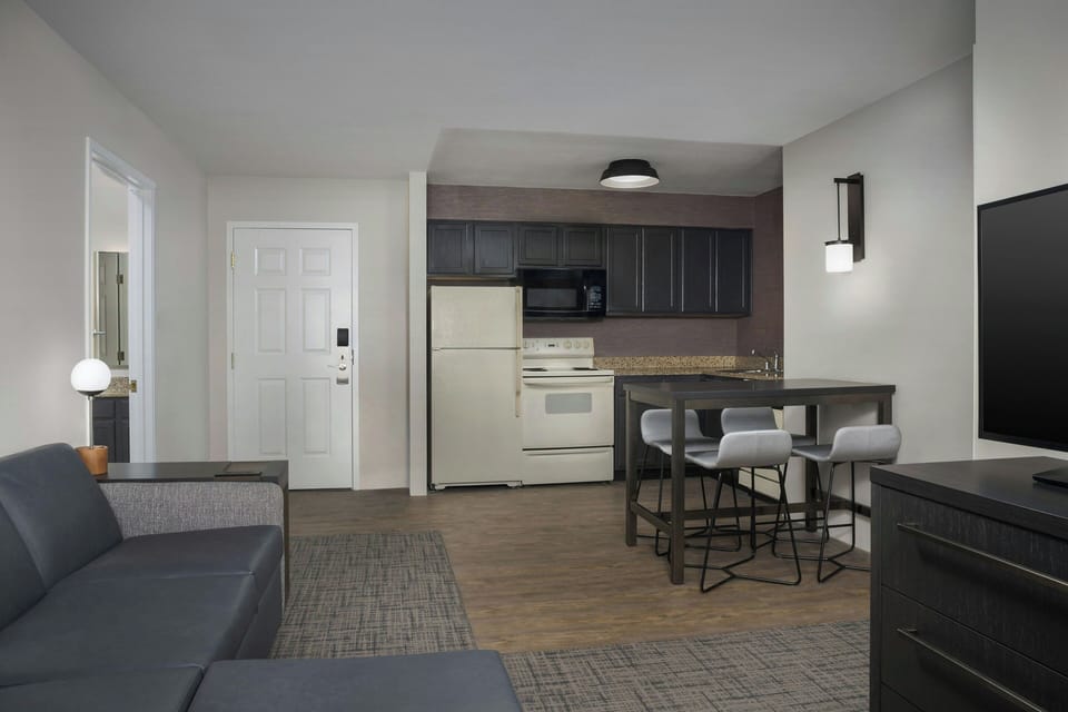 Suite, 2 Bedrooms | 1 bedroom, individually furnished, laptop workspace, blackout drapes