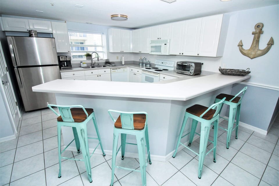 Breakfast Bar for 4