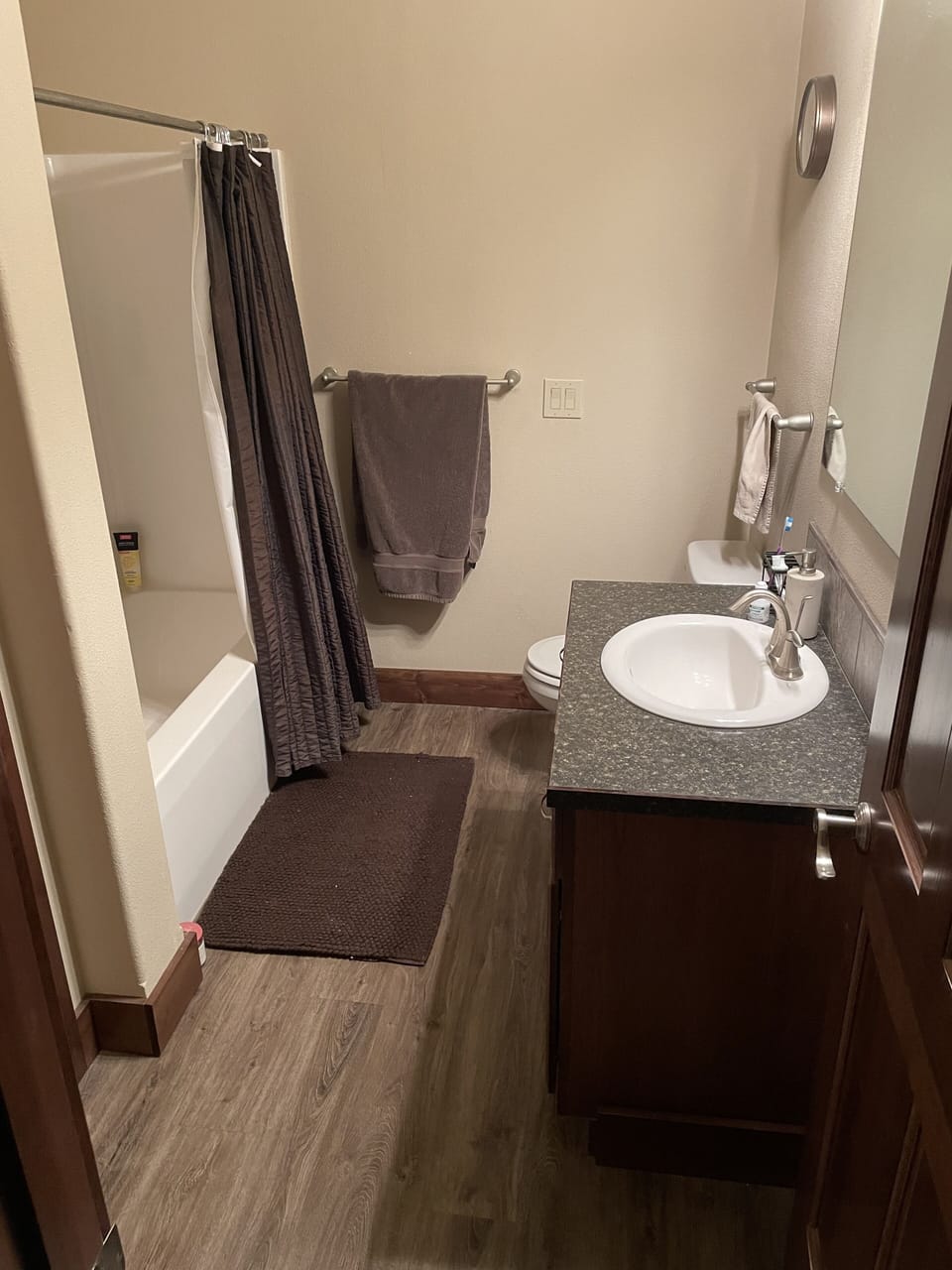 Second bathroom 