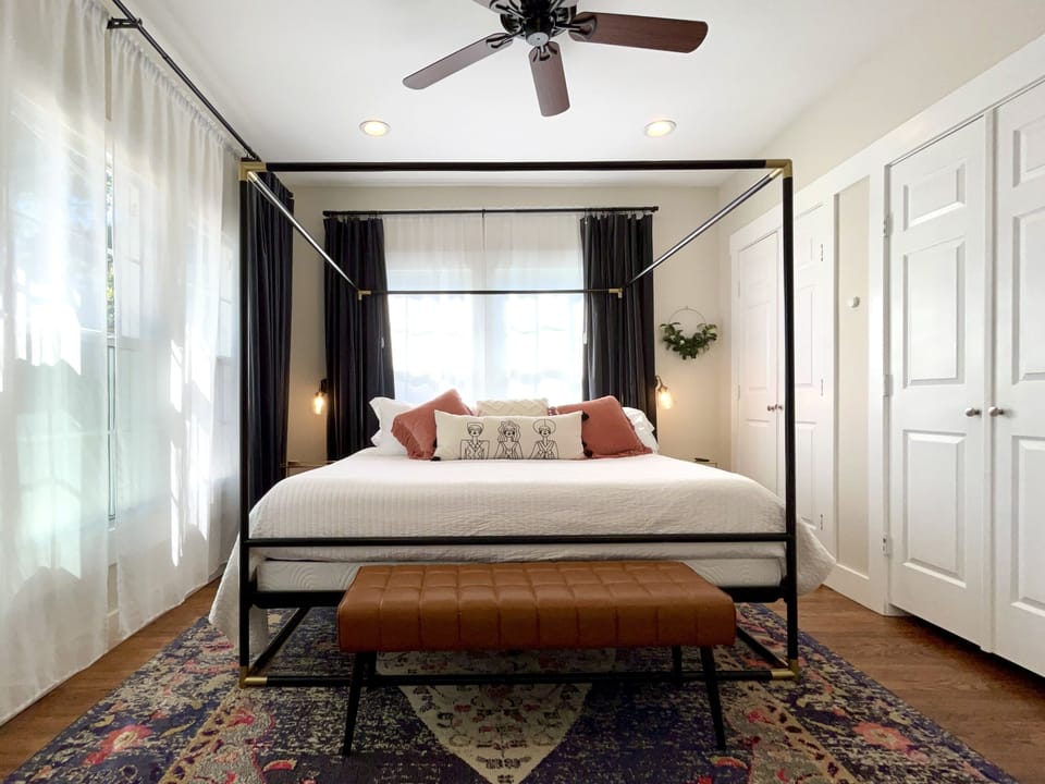 A bed fit for a KING! You'll love the luxurious bedding and the 55" SmartTV. There's lots of natural light during the day and room-darkening curtains for sleeping in. 