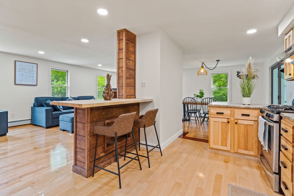 Breakfast Bar