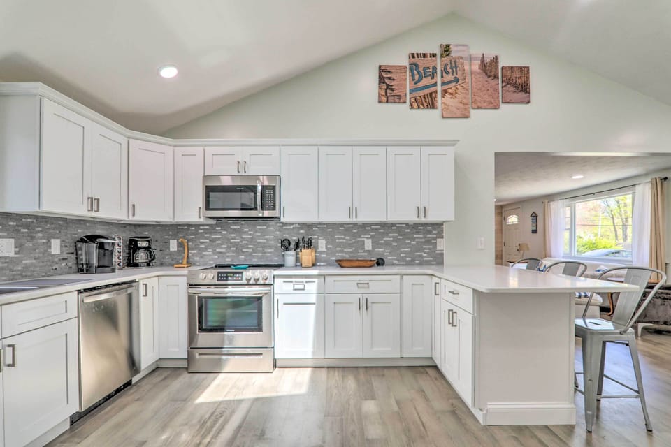 Kitchen | Keurig Coffee Maker