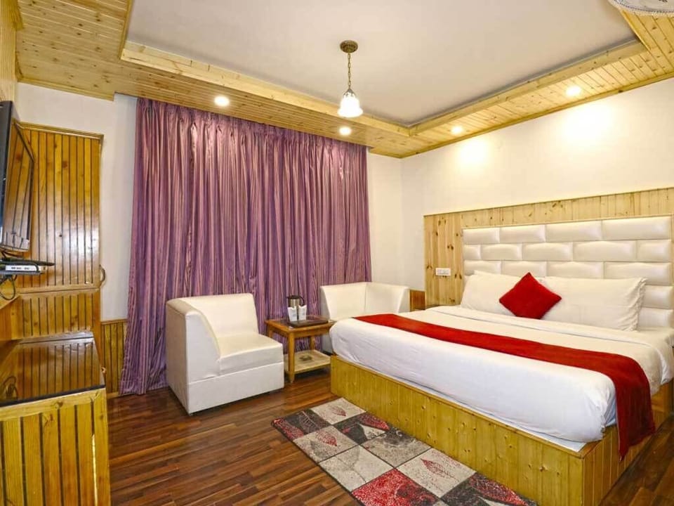 Deluxe Room | Free WiFi
