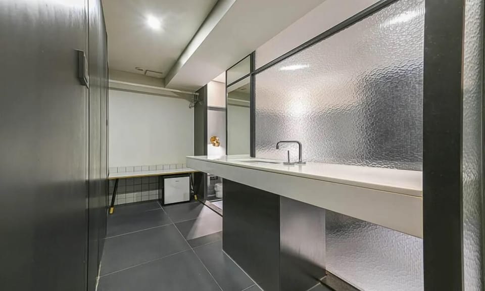 Shower, free toiletries, hair dryer, bathrobes