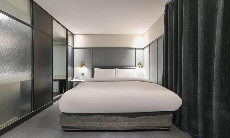 Individually decorated, individually furnished, free WiFi, bed sheets