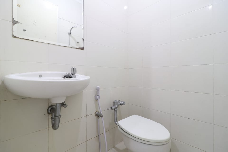 Shower, rainfall showerhead