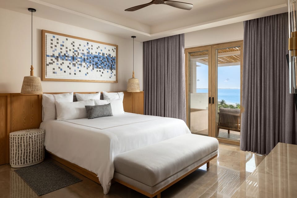 Preferred Club Master Suite Ocean View | 1 bedroom, premium bedding, in-room safe, desk
