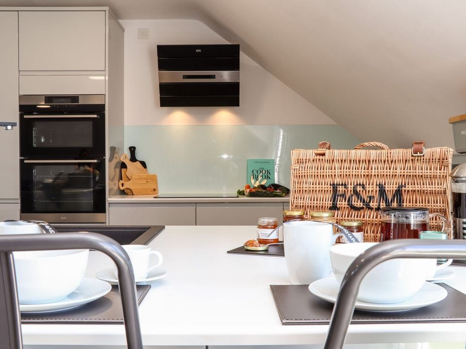 Cottage | Interior