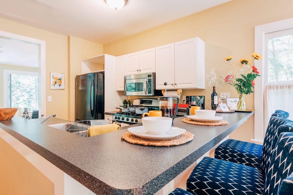 Relax and watch your personal chef cook up a meal for you. Ask us how!