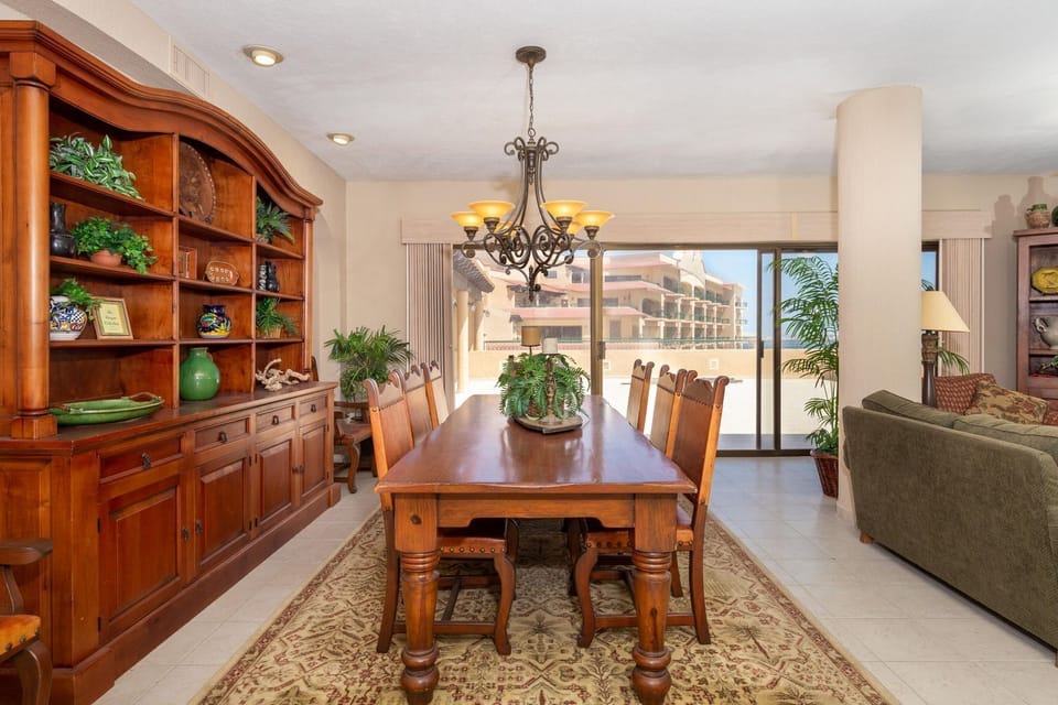 Comfortable dining with views