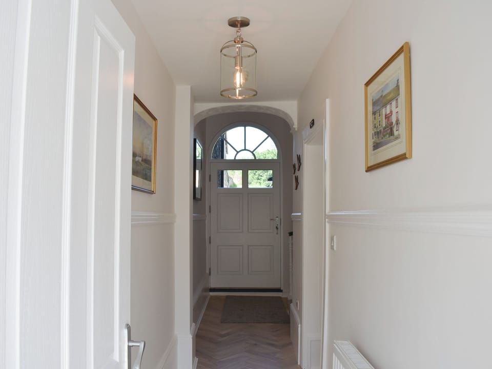 Hallway | Brittain House, Richmond