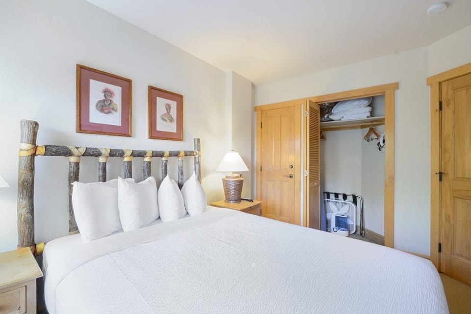Furniture, Bed, Indoors, Bedroom, Room