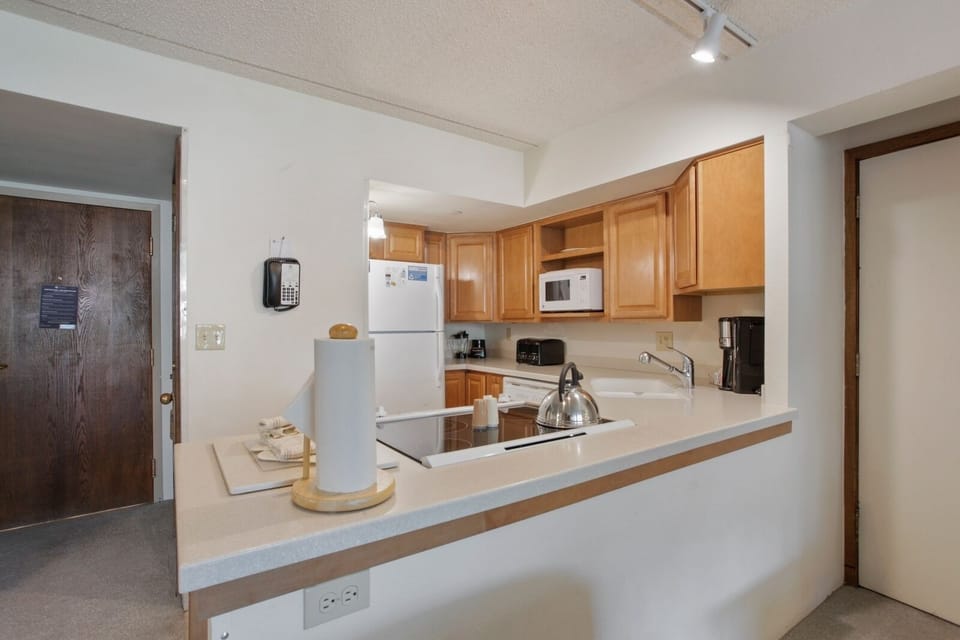 Room, Indoors, Kitchen, Refrigerator, Building