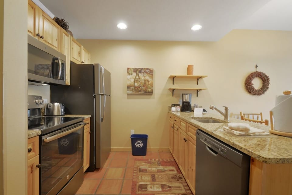 Flooring, Refrigerator, Indoors, Oven, Room