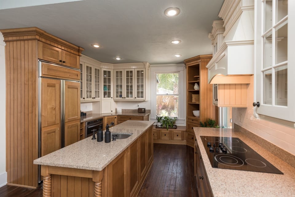 Kitchen with Center Island