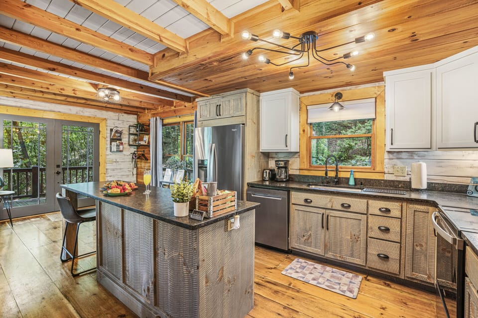 Fully equipped kitchen 